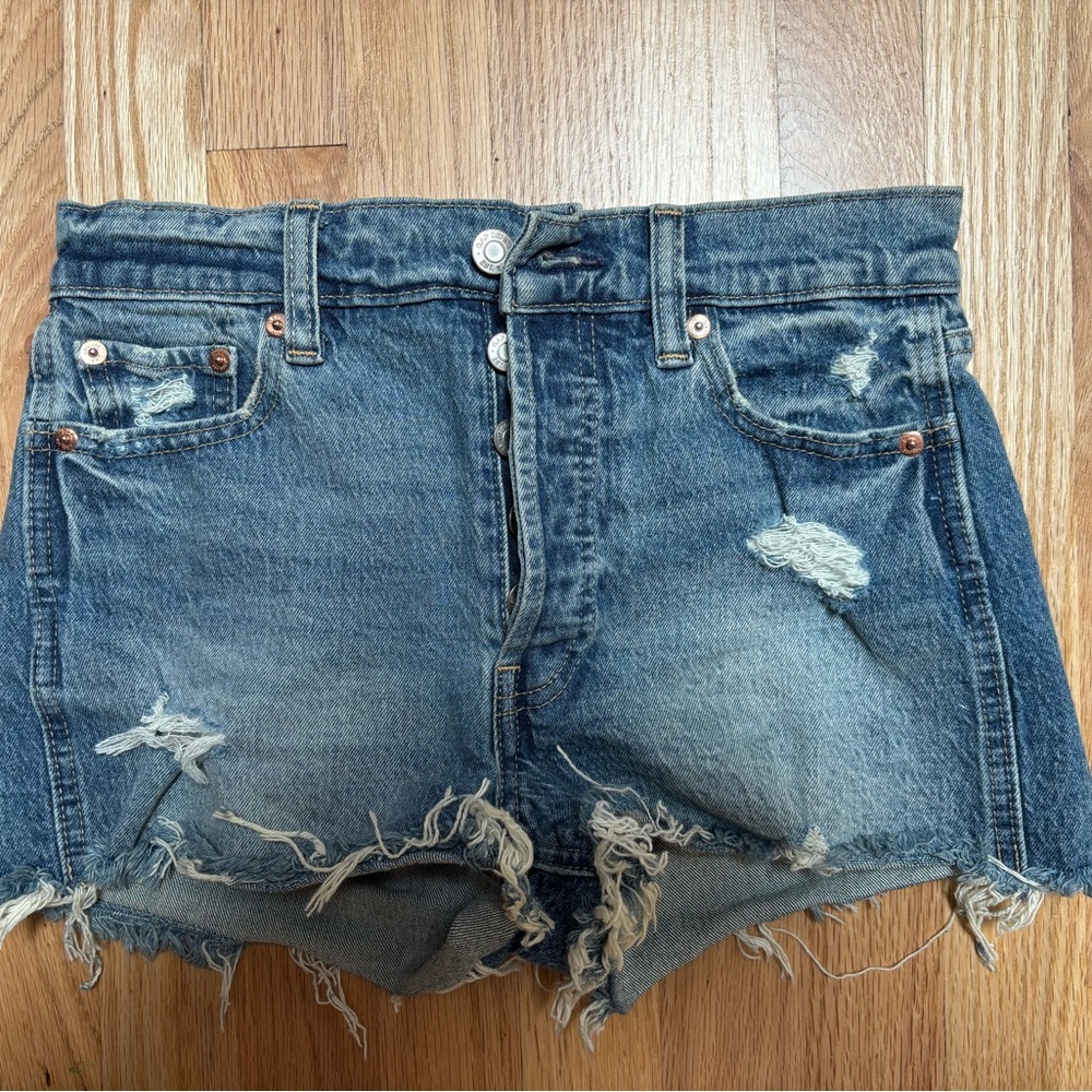 SALE 2️⃣ for $15! 👯‍♀️ GAP Cheeky High Rise Denim Shorts 25P